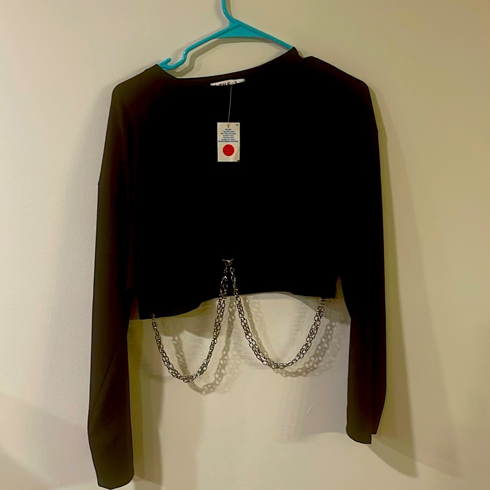 Black shirt with chains